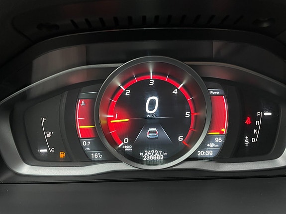 Volvo V70 14 of 19