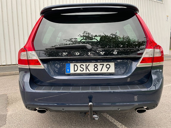Volvo V70 7 of 19