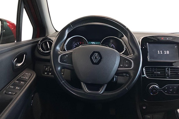 Renault Clio 11 of 21