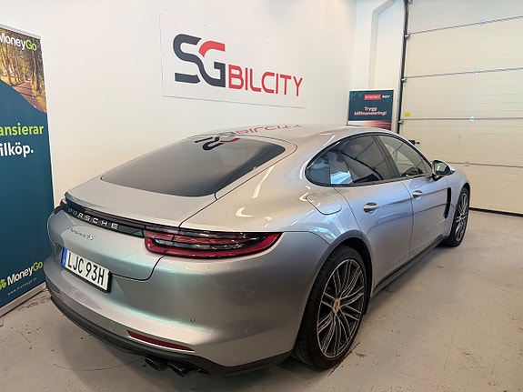Porsche Panamera 4S 7 of 30