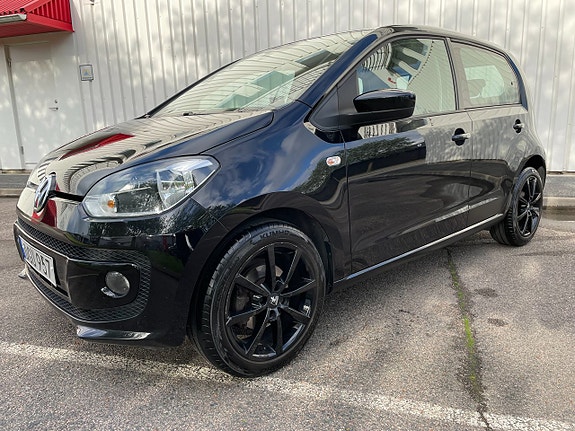 Volkswagen UP! 2 of 5