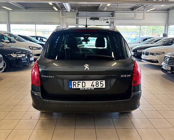 Peugeot 308 SW 5 of 5