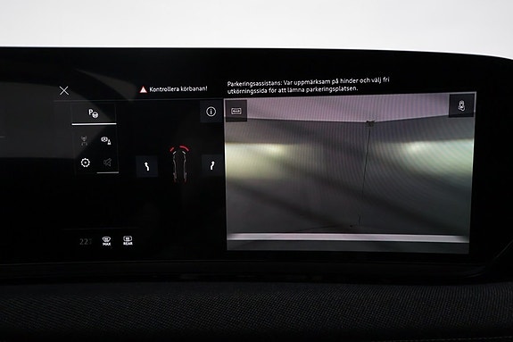 Audi A6 e-tron 24 of 27
