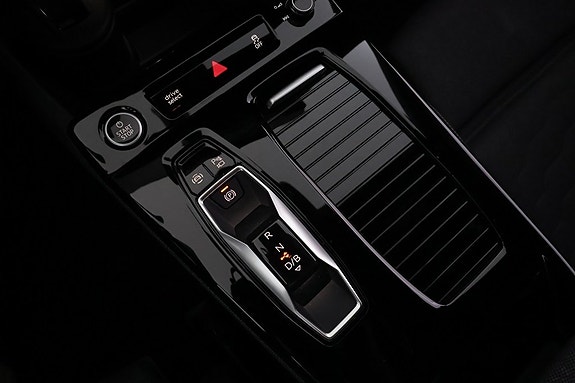 Audi A6 e-tron 23 of 27