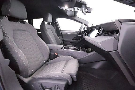 Audi A6 e-tron 14 of 27