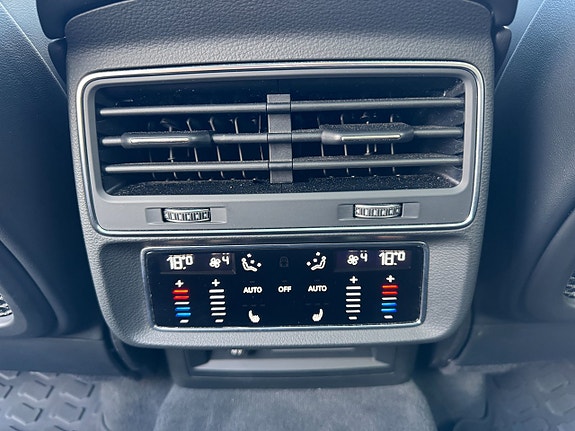 Audi SQ7 22 of 26
