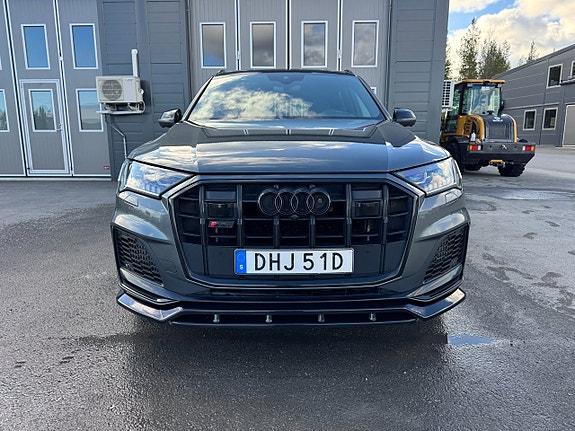 Audi SQ7 8 of 26