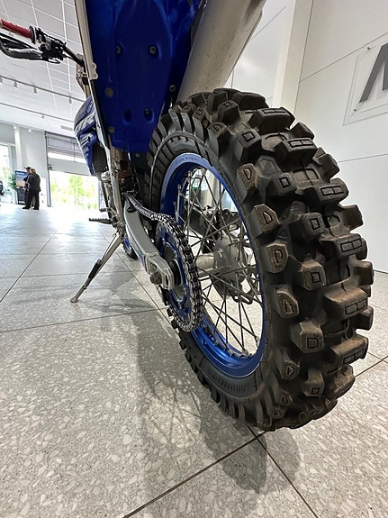 Yamaha WR250F 4 of 7