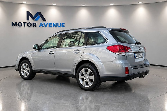 Subaru Outback 4 of 17