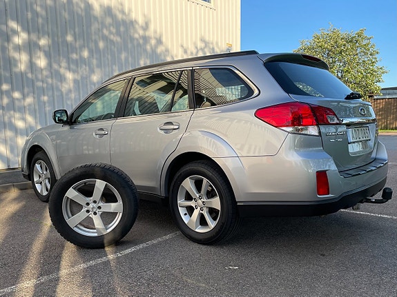Subaru Outback 5 of 5