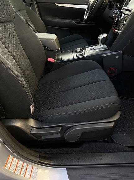 Subaru Outback 14 of 19