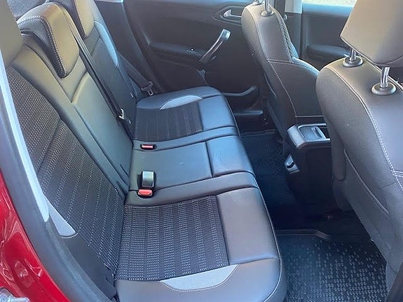 Peugeot 2008 11 of 22