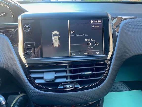 Peugeot 2008 21 of 22