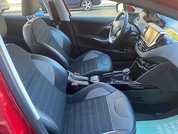 Peugeot 2008 8 of 22