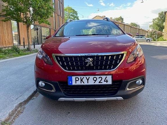 Peugeot 2008 3 of 5