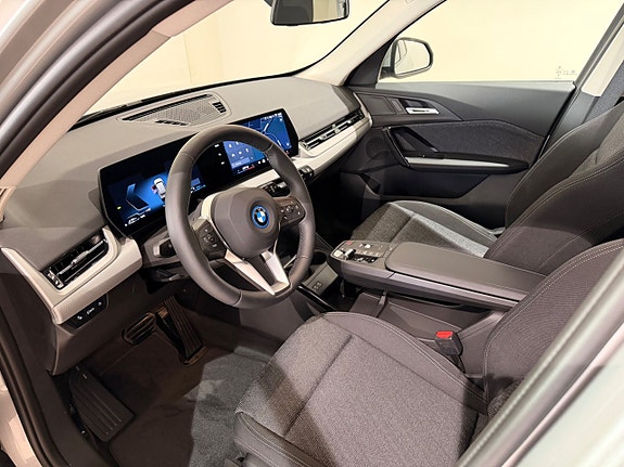 BMW X1 3 of 12