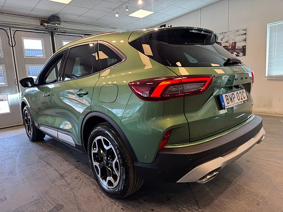 Ford Kuga 3 of 30