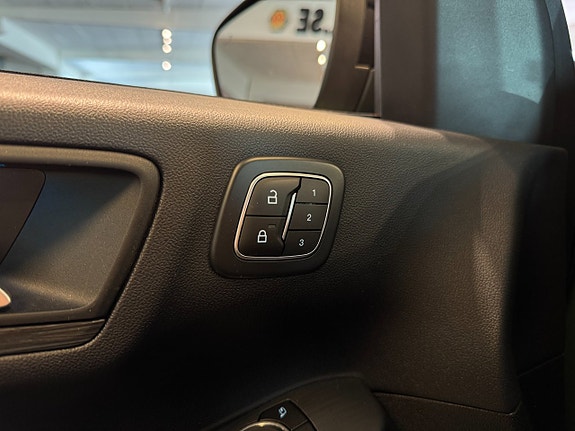 Ford Kuga 22 of 30