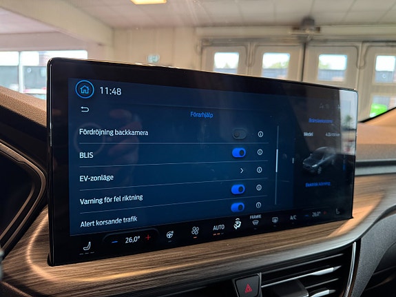 Ford Kuga 14 of 30