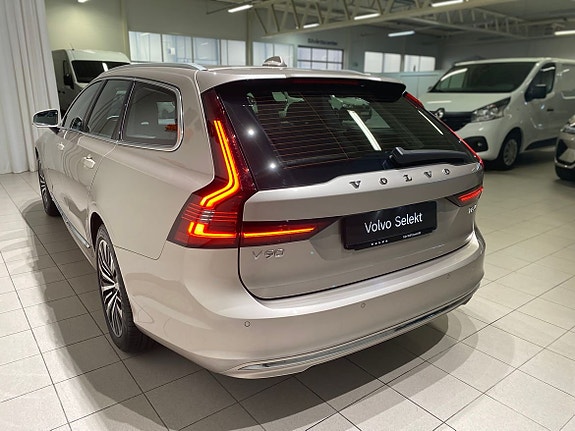 Volvo V90 5 of 5