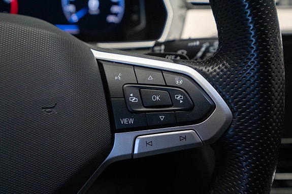 Volkswagen Passat Alltrack 22 of 24