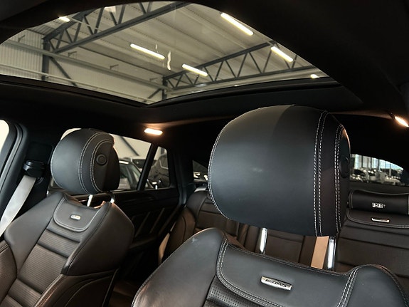 Mercedes-Benz GLE63 17 of 24