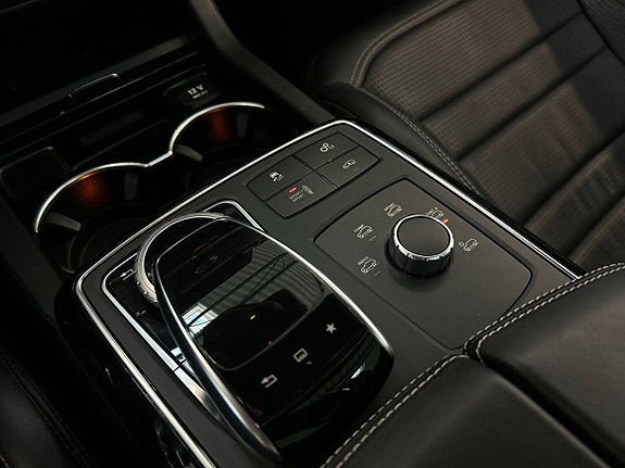 Mercedes-Benz GLE63 20 of 24