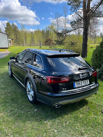 Audi A6 allroad 4 of 5