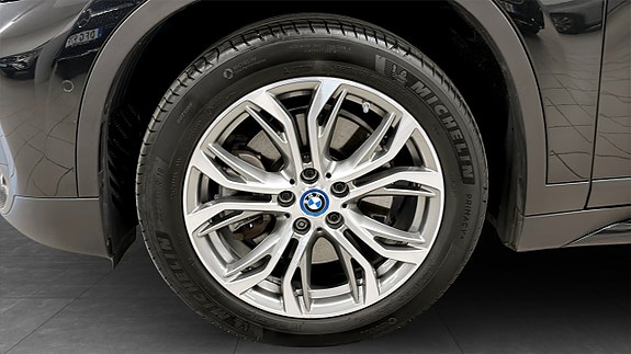 BMW X1 9 of 12