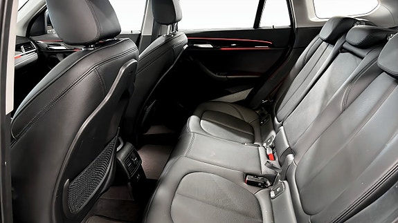 BMW X1 5 of 5