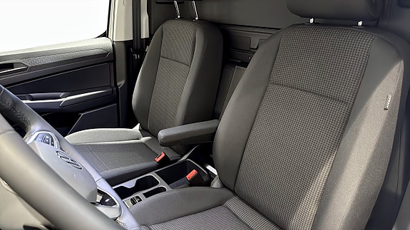 Volkswagen Caddy 8 of 19