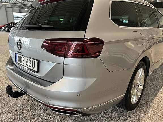 Volkswagen Passat 8 of 26