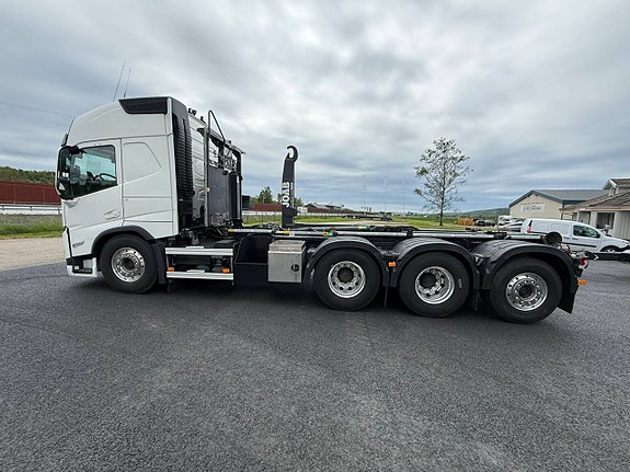 VOLVO FM 8x4 TRIDEM LÅGMIL LASTVÄXLARE 2 of 10