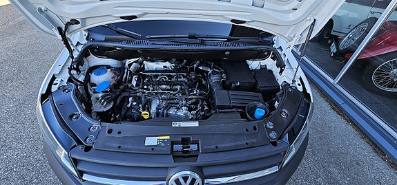 Volkswagen Caddy 22 of 22