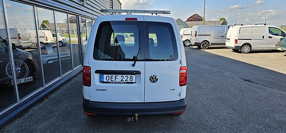 Volkswagen Caddy 10 of 22