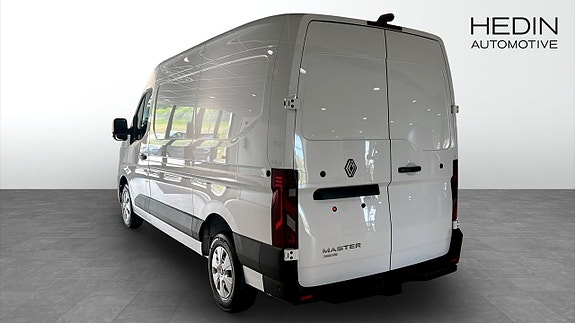 Renault Master 2 of 5