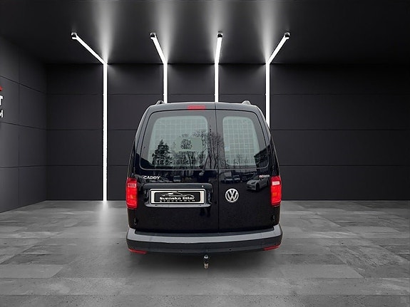 Volkswagen Caddy Maxi 5 of 5