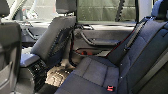 BMW X3 12 of 30