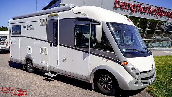 Carthago Chic C-line 4.8 | Automat | Långbäddar | AC x2 | Solcell x2