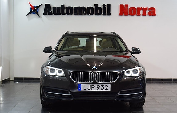 BMW 530d 3 of 5