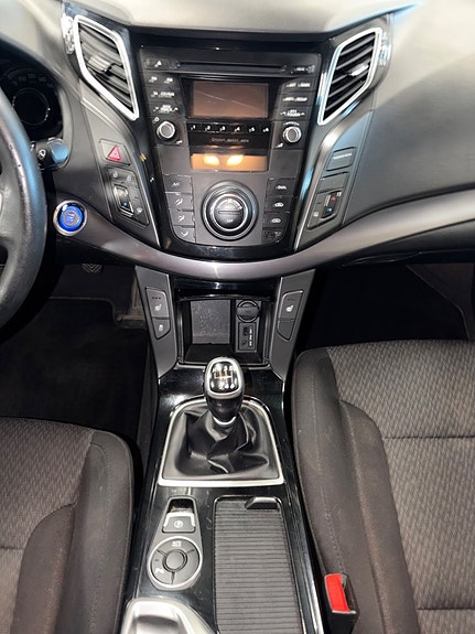 Hyundai i40 4 of 5