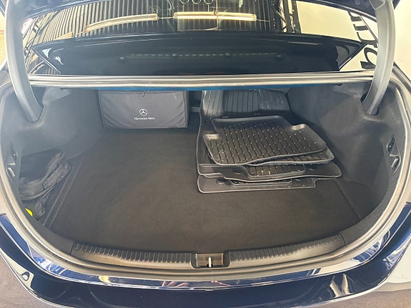 Mercedes-Benz C300 e 5 of 5