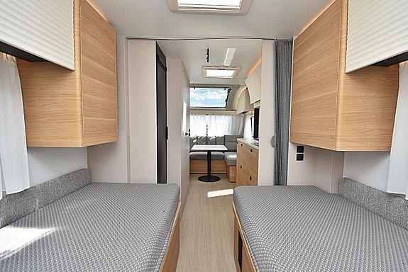 Adria 532 UL Adora, Långbäddar 19 of 27