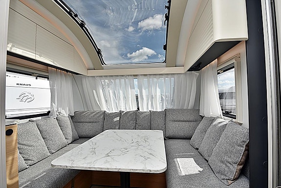 Adria 532 UL Adora, Långbäddar 25 of 27