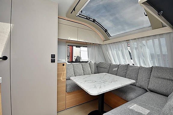 Adria 532 UL Adora, Långbäddar 5 of 27