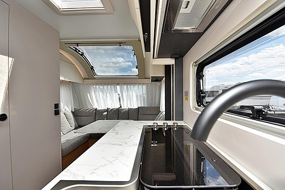 Adria 532 UL Adora, Långbäddar 23 of 27