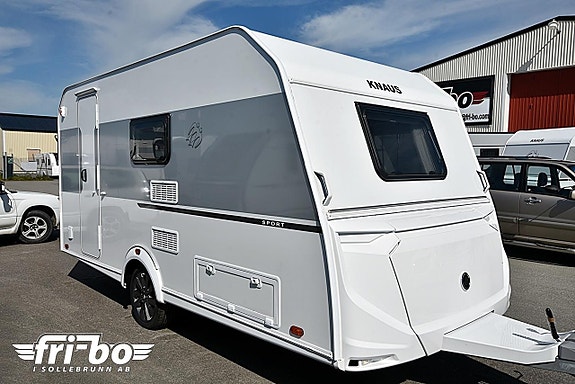 Knaus 420 QD Sport, Dubbelbädd