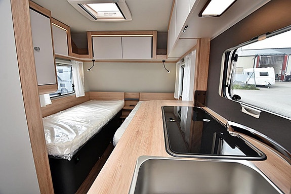 Knaus 460 EU Sport, Långbäddar 12 of 27