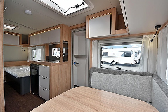 Knaus 460 EU Sport, Långbäddar 9 of 27