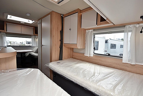 Knaus 460 EU Sport, Långbäddar 16 of 27